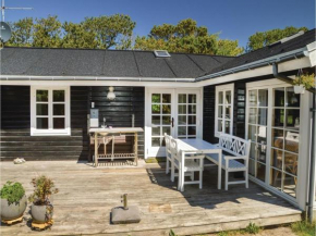 Holiday home Skarreklitvej